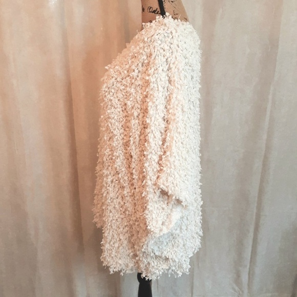 NWT Paisley Vine Beige Fringe Pullover Tunic Sweater Batwing Sleeve One Size - Picture 6 of 13